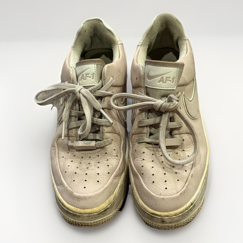 Nike Womens Air Force 1 Sage Low Platinum Violet Shoes Size 7 CJ1642-002 *Flaws*